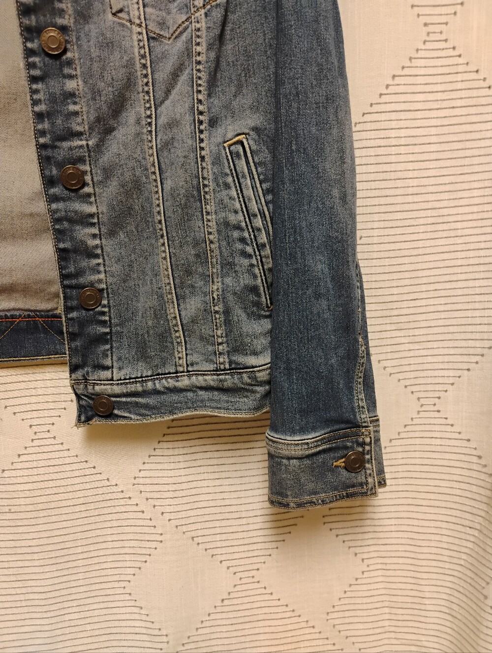 Eddie Bauer Stretch Blue Denim Jacket Woman's Large Tencel Rayon Soft - Picture 2 of 8